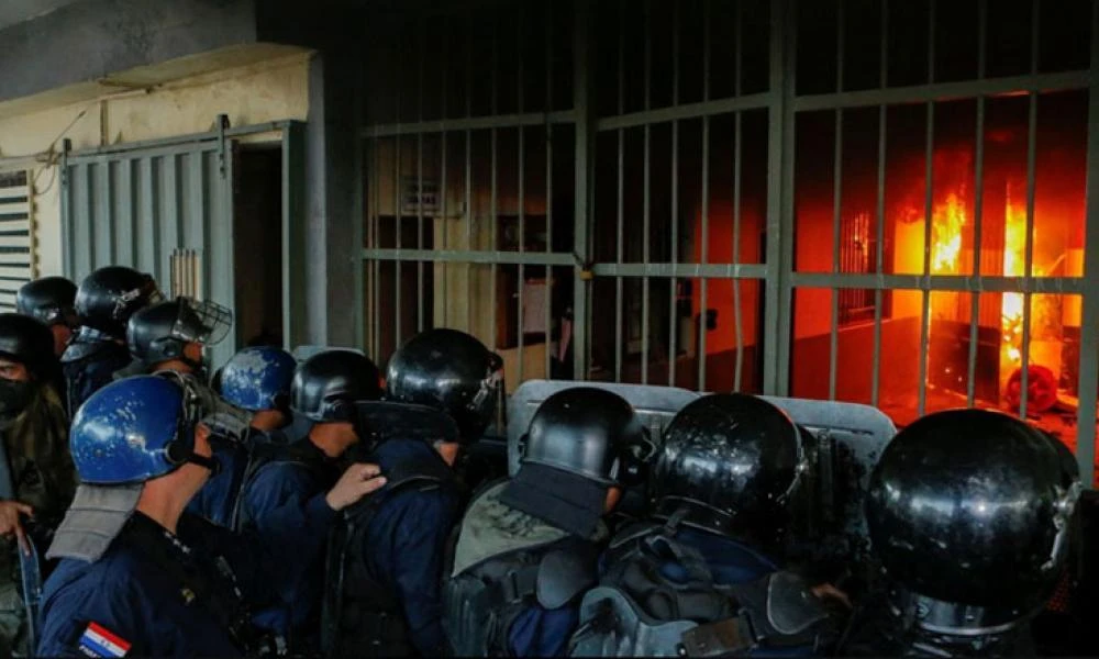  Ένας νεκρός και ένας αγνοούμενος εξαιτίας φωτιάς σε φυλακή της Ασουνσιόν στην Παραγουάη